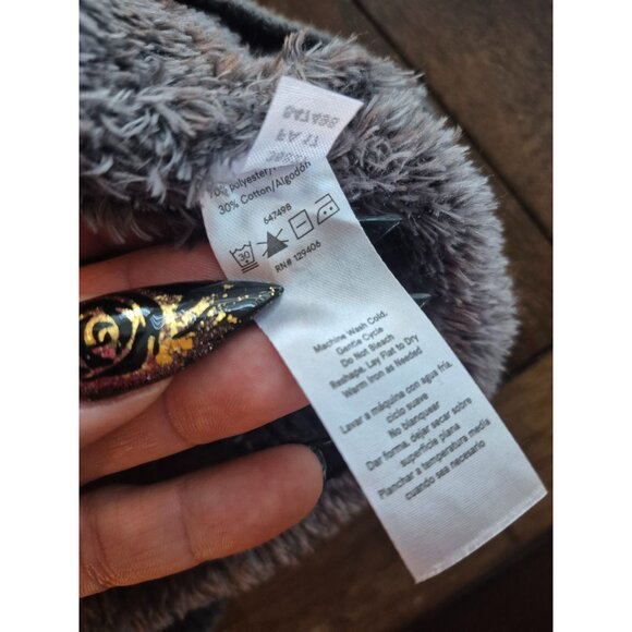 Venus Embroidered "Joy" Fuzzy Sweater Small - Picture 3 of 5